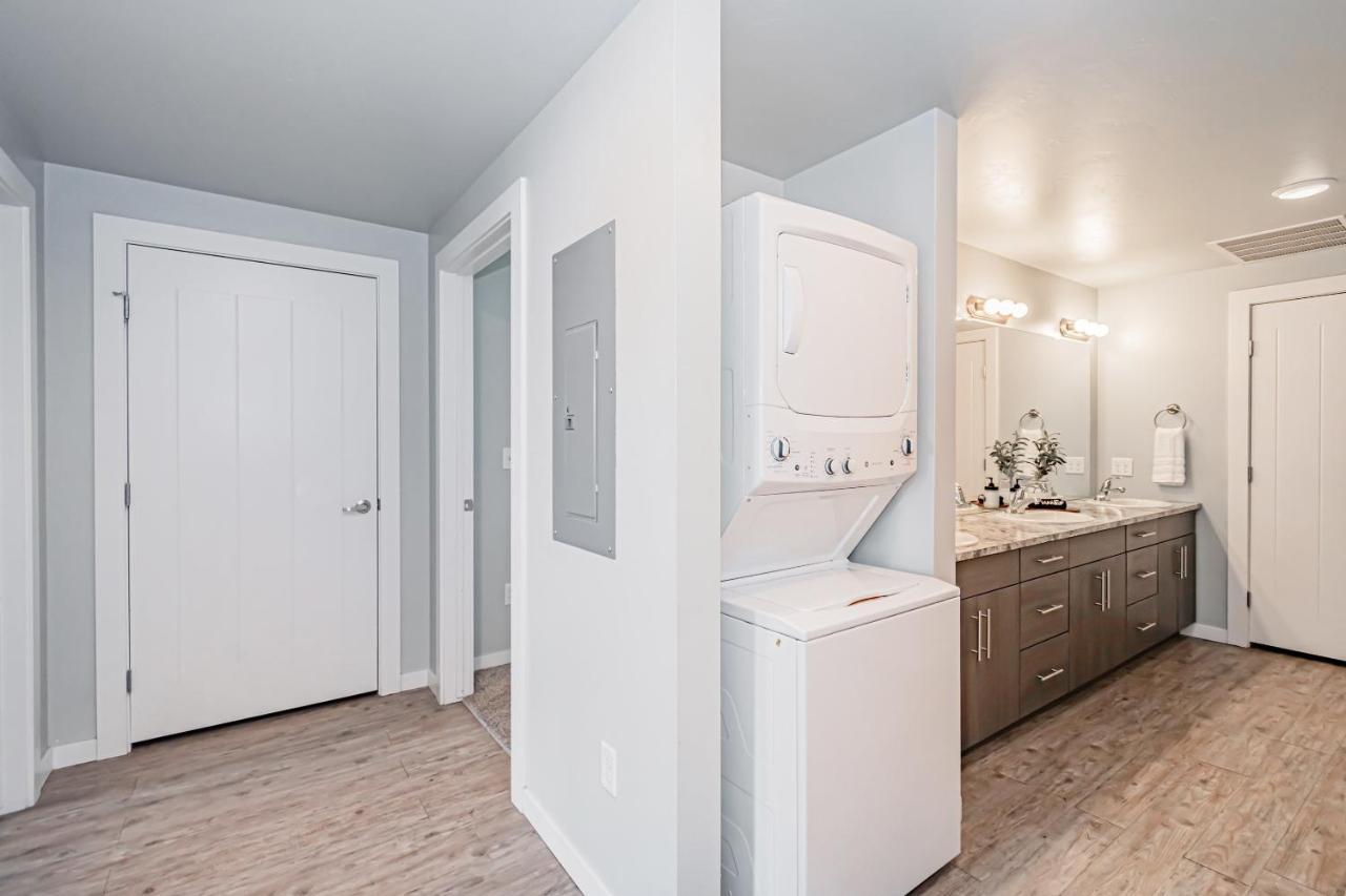 Bringham'S Mill Apartments Perfect For Groups Full Kitchen Gym And Free Parking Rexburg Buitenkant foto