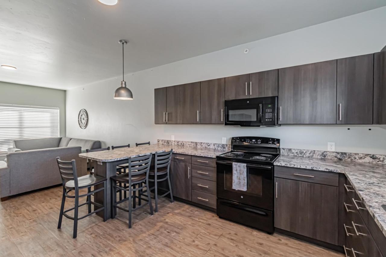 Bringham'S Mill Apartments Perfect For Groups Full Kitchen Gym And Free Parking Rexburg Buitenkant foto