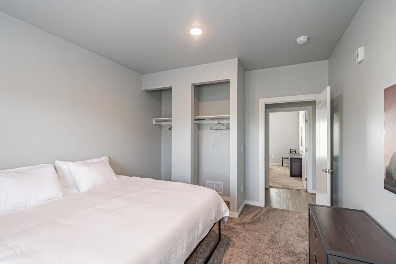 Bringham'S Mill Apartments Perfect For Groups Full Kitchen Gym And Free Parking Rexburg Buitenkant foto