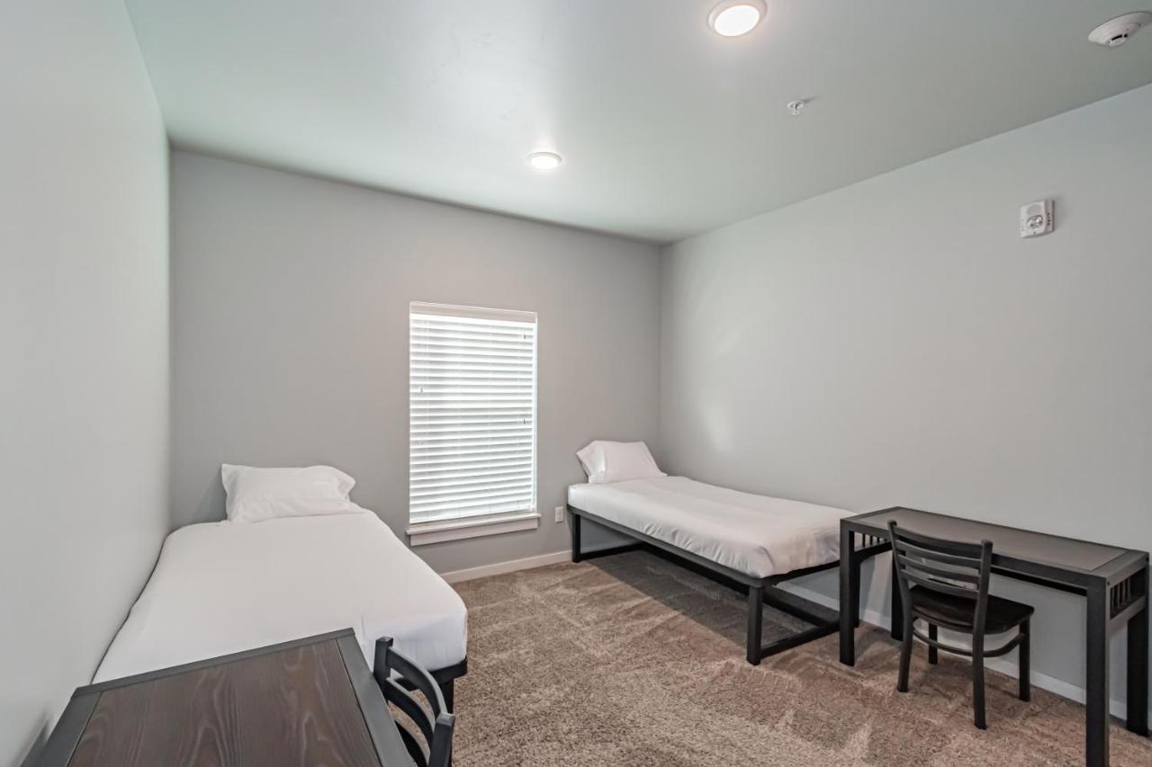 Bringham'S Mill Apartments Perfect For Groups Full Kitchen Gym And Free Parking Rexburg Buitenkant foto