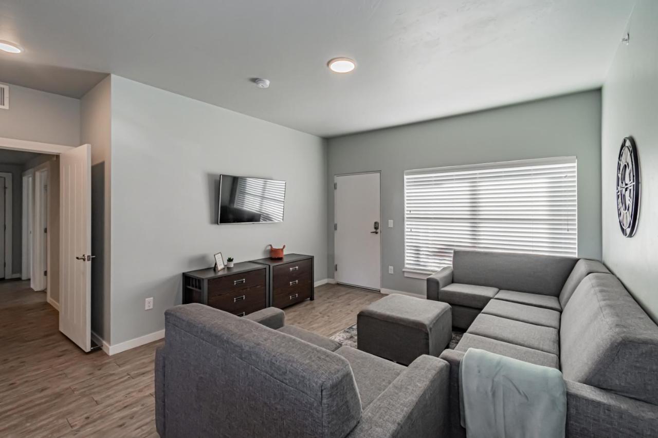 Bringham'S Mill Apartments Perfect For Groups Full Kitchen Gym And Free Parking Rexburg Buitenkant foto