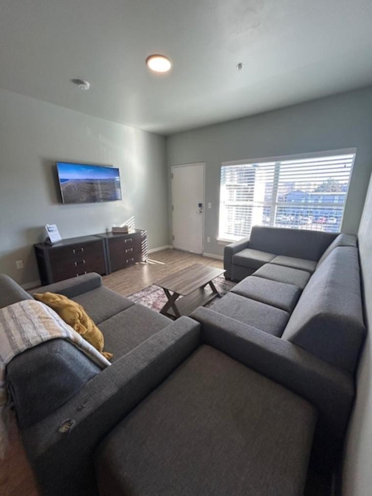 Bringham'S Mill Apartments Perfect For Groups Full Kitchen Gym And Free Parking Rexburg Buitenkant foto