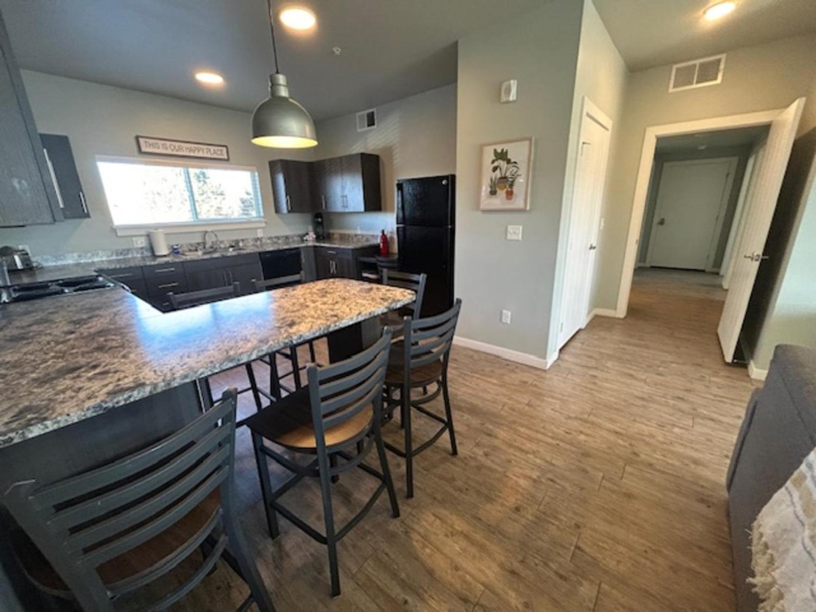Bringham'S Mill Apartments Perfect For Groups Full Kitchen Gym And Free Parking Rexburg Buitenkant foto